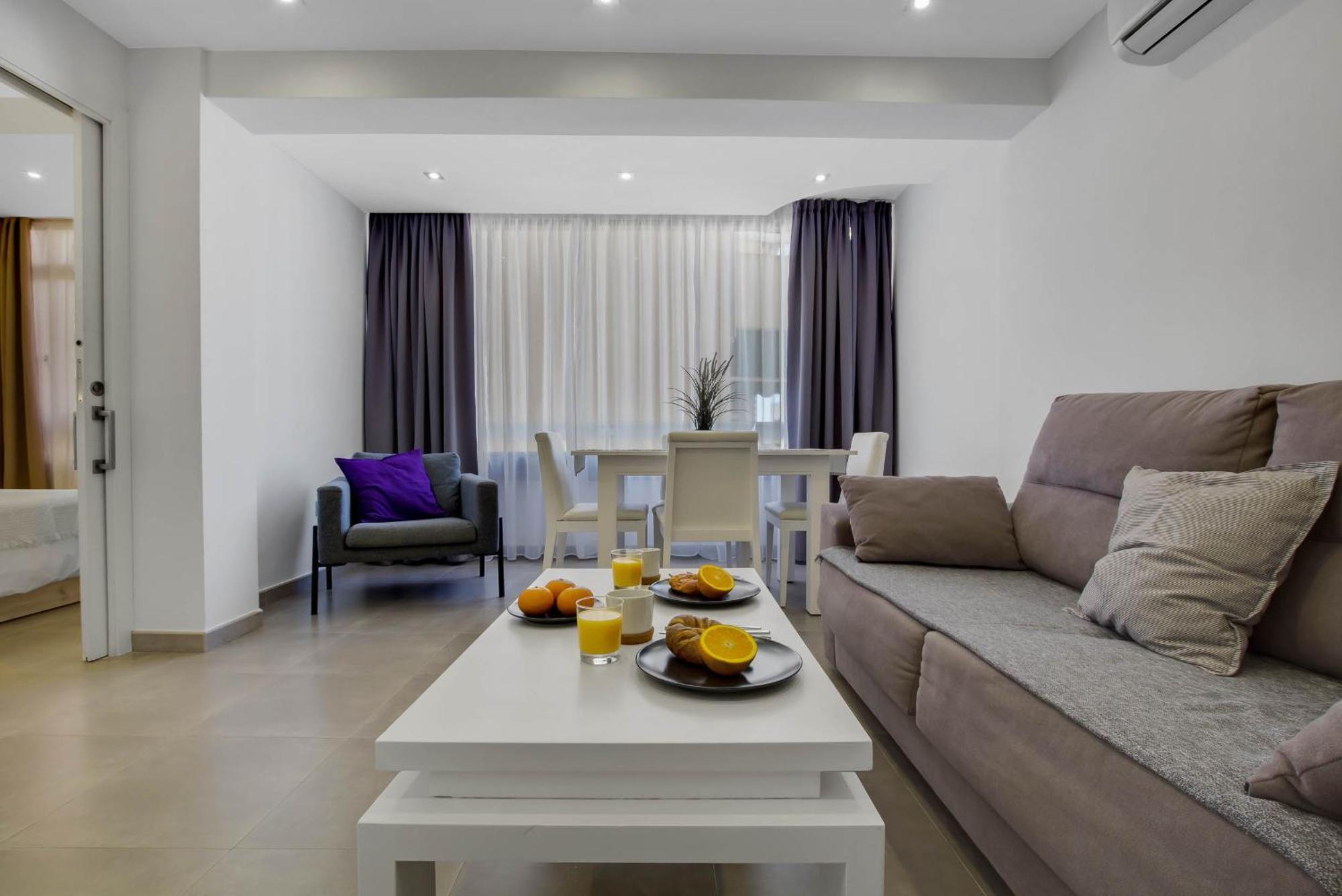 Tropico By Ivi Real Estate Apartment Torremolinos Ngoại thất bức ảnh